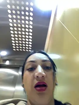 Ninabigtitied online show from October 2025 03:54:01 PM