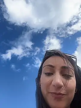 Ninabigtitied online show from November 2025 02:53:02 PM