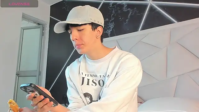 AerumChae online show from May 2026 12:46:02 PM
