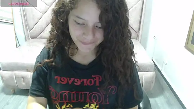 Velvet Moon V online show from February 2026 07:40:01 PM