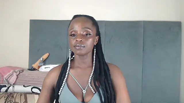 Jah-Queen online show from September 2025 05:58:02 PM