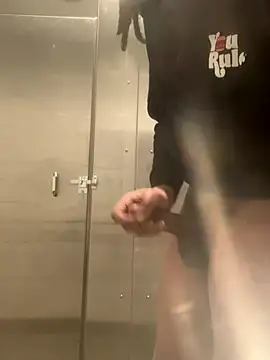 Snapshot of PittsburghKing chatting on December 2025 05:12:02 AM PittsburghKing online show from December 2025 05:12:02 AM