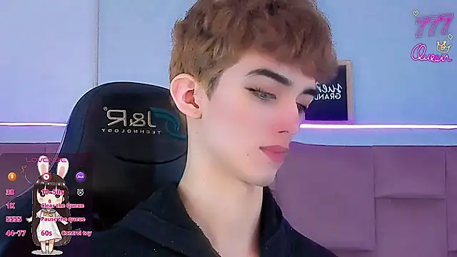 Baby FenixTS online show from February 2026 06:06:01 PM