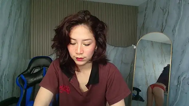 valentina r  online show from November 2025 03:18:02 AM