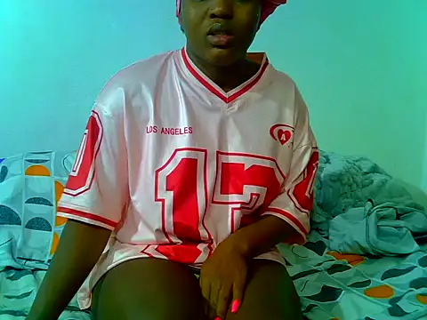 SweetHoney21  online show from June 2026 05:38:01 AM