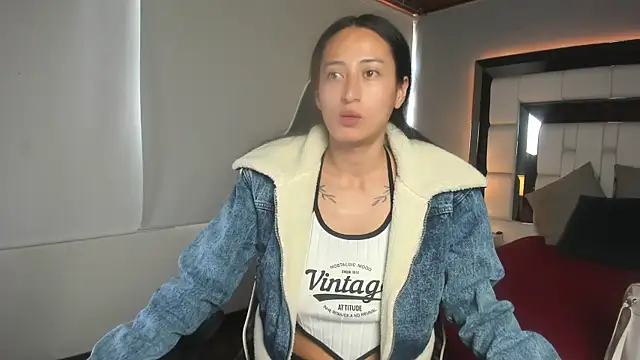 Adhara7 online show from November 2025 07:24:01 PM