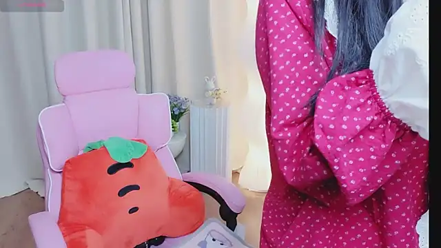 Miu-999 online show from December 2025 02:06:01 AM