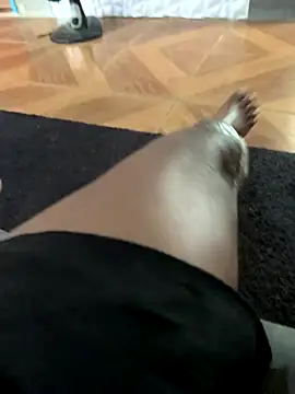 Snapshot of envolvemteX chatting on October 2025 01:01:02 PM envolvemteX online show from October 2025 01:01:02 PM