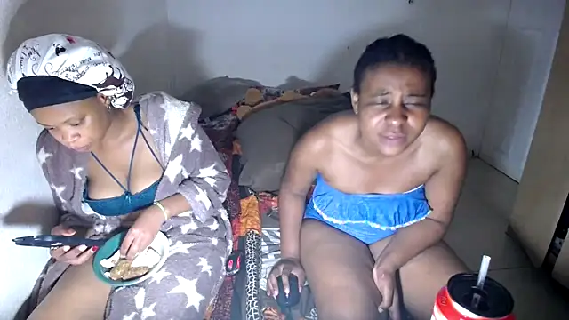 EbonyEssence online show from April 2026 08:25:02 PM