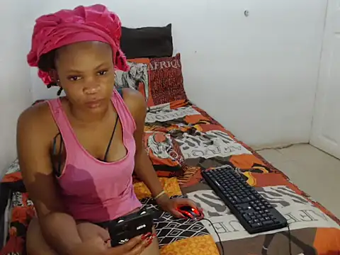 EssenceLovers online show from February 2026 06:48:01 PM