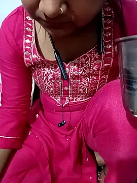 Snapshot of Kavya_Rathore chatting on December 2025 04:50:02 AM Kavya Rathore online show from December 2025 04:50:02 AM