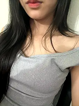 Snapshot of Desi_sara chatting on October 2025 03:46:02 PM Desi sara online show from October 2025 03:46:02 PM