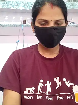 Snapshot of poojam93 chatting on November 2025 02:54:01 AM poojam93 online show from November 2025 02:54:01 AM