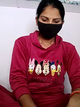 Snapshot of poojam93 chatting on November 2025 04:01:02 AM poojam93 online show from November 2025 04:01:02 AM