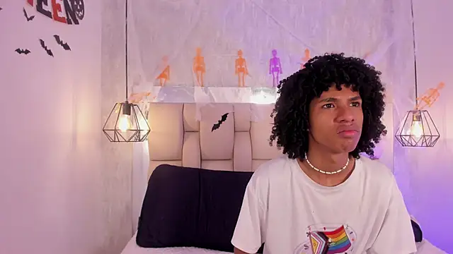 Snapshot of Johan_gz_ chatting on October 2025 11:32:02 AM Johan gz online show from October 2025 11:32:02 AM