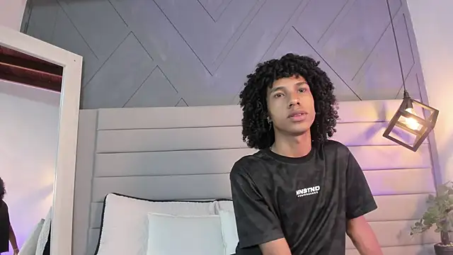 Snapshot of Johan_gz_ chatting on November 2025 11:31:02 AM Johan gz online show from November 2025 11:31:02 AM