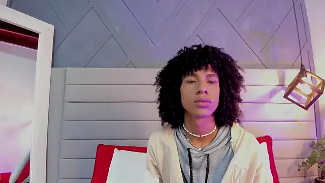 Snapshot of Johan_gz_ chatting on November 2025 11:40:02 AM Johan gz online show from November 2025 11:40:02 AM