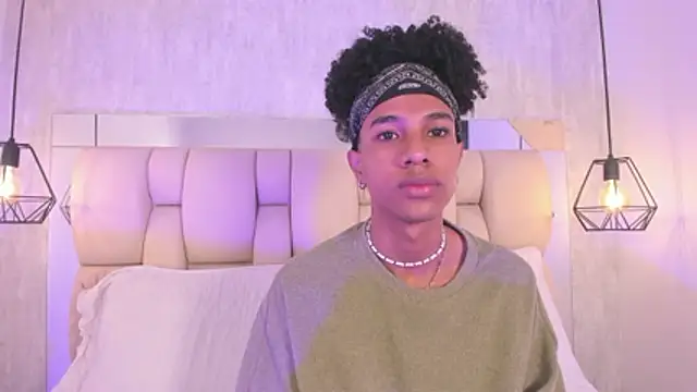 Snapshot of Johan_gz_ chatting on December 2025 11:41:01 AM Johan gz online show from December 2025 11:41:01 AM