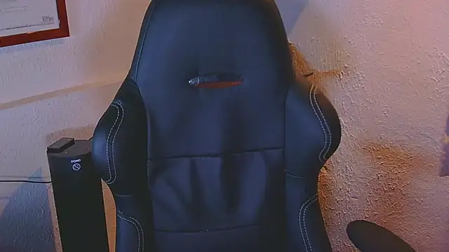 Snapshot of Lucien_Gray_ chatting on September 2025 06:13:02 PM Lucien Gray online show from September 2025 06:13:02 PM