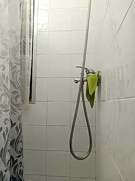 facha28 online show from September 2025 10:54:01 PM