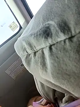 sarahkat86 online show from January 2026 04:23:02 PM