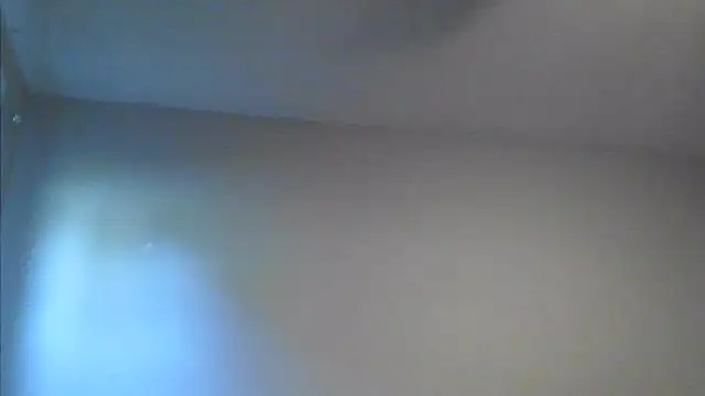 sarahkat86 online show from April 2026 10:35:02 PM