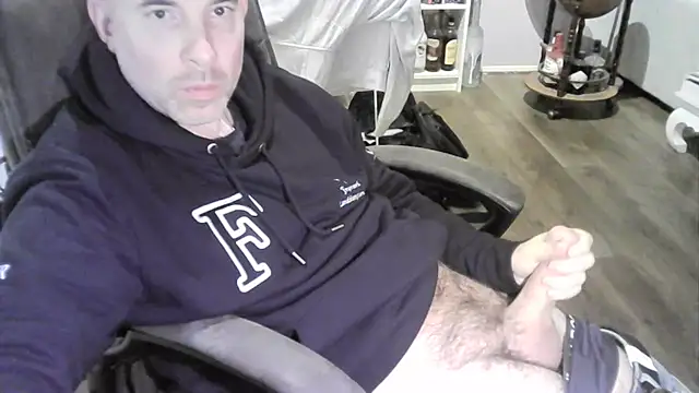 Snapshot of Chrisprngr chatting on October 2025 11:56:02 PM Chrisprngr online show from October 2025 11:56:02 PM