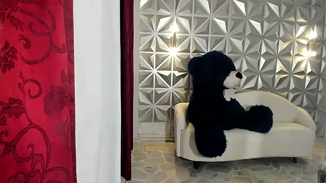 Snapshot of hellen_tease chatting on November 2025 01:22:01 PM hellen tease online show from November 2025 01:22:01 PM