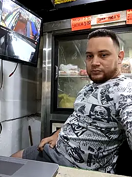 Catire10  online show from November 2025 03:22:01 PM