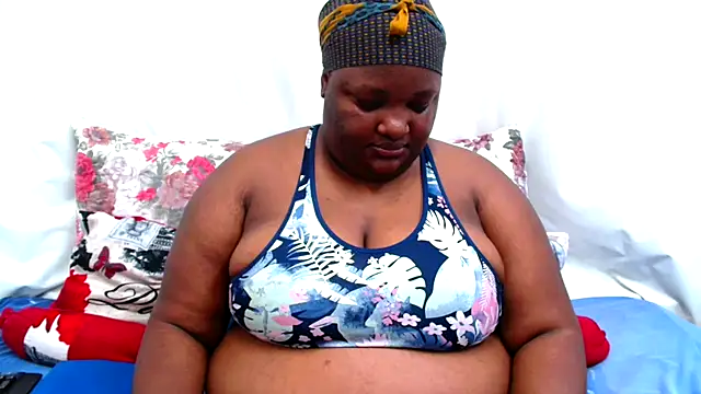 Snapshot of ChubbyBoobsxxx chatting on November 2025 05:51:01 AM ChubbyBoobsxxx online show from November 2025 05:51:01 AM