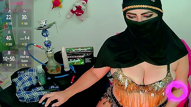 Snapshot of SultanaLayla chatting on May 2026 08:25:01 PM SultanaLayla online show from May 2026 08:25:01 PM