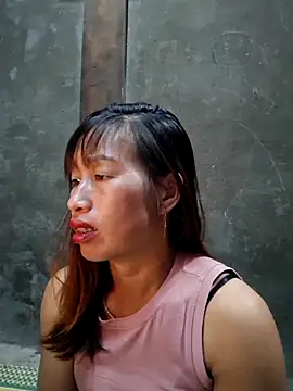 ngocngoc cute online show from October 2025 01:09:01 PM