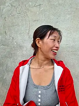 ngocngoc cute online show from October 2025 04:02:01 AM