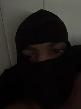 Snapshot of metissebmlongue chatting on September 2025 03:22:01 PM metissebmlongue online show from September 2025 03:22:01 PM