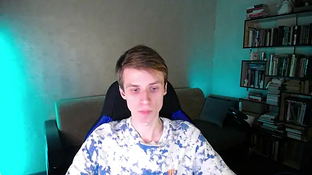 yes cute boy  online show from March 2026 04:53:02 PM