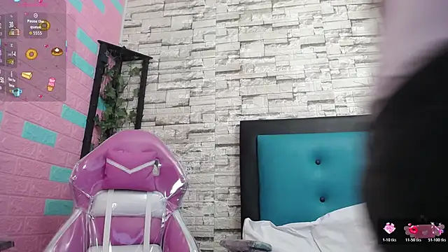 maily can online show from November 2025 12:37:01 PM