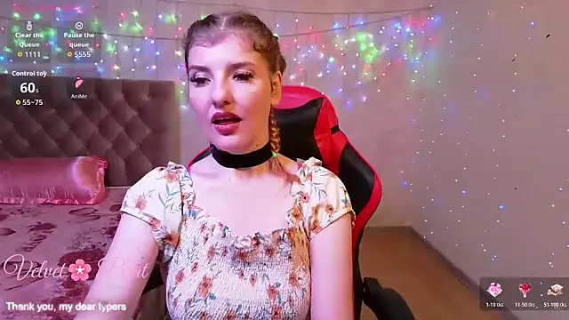 QueenInSilence online show from November 2025 10:25:02 PM