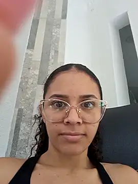 Snapshot of Britany_Sweety chatting on September 2025 06:13:02 PM Britany Sweety online show from September 2025 06:13:02 PM