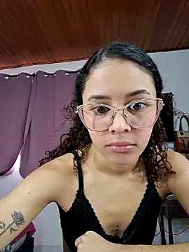 Snapshot of Britany_Sweety chatting on October 2025 04:42:01 PM Britany Sweety online show from October 2025 04:42:01 PM