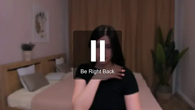 lil angel  online show from February 2026 12:15:02 AM