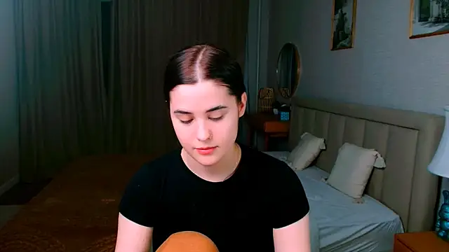 lil angel  online show from March 2026 11:30:02 PM