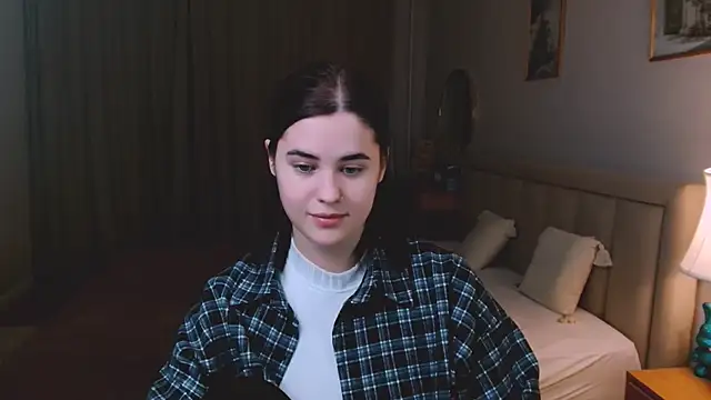 lil angel  online show from March 2026 12:47:01 AM