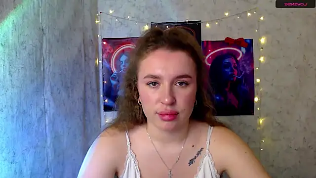 JuliaTopp  online show from January 2026 08:17:02 AM