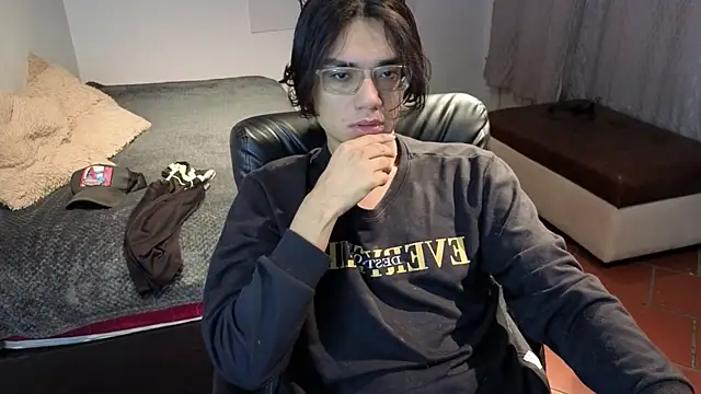 Snapshot of davoxer chatting on November 2025 03:40:01 AM davoxer online show from November 2025 03:40:01 AM