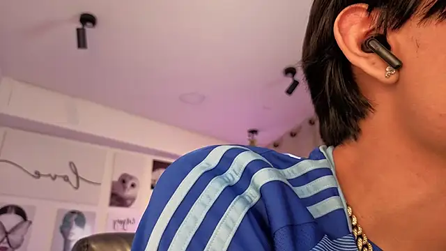 davoxer online show from March 2026 04:08:01 AM