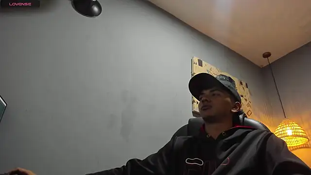 markbowie online show from December 2025 12:14:02 PM