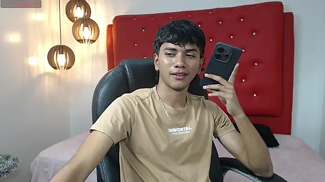 markbowie online show from December 2025 06:15:01 PM