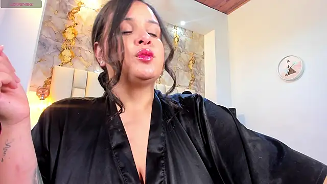 cloe galee online show from February 2026 05:12:02 AM