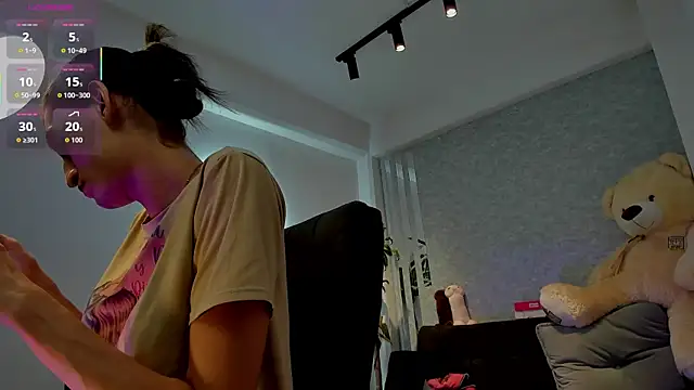 lily cash1 online show from April 2026 07:58:02 PM