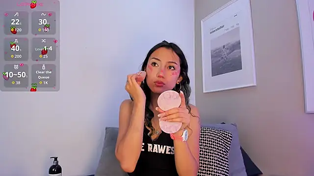 Snapshot of Vampgyal chatting on December 2025 10:29:02 PM Vampgyal online show from December 2025 10:29:02 PM